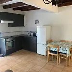 Le Bois D'amour Et Penzion Charroux (Vienne)