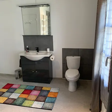 Le Bois D'amour Et 3*